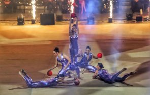 златните момичета взеха сбогом феерията сън