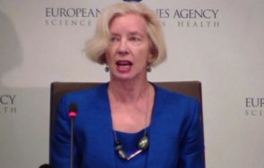 емер кук ema covid ваксините показват ясен спад ефективността омикрон