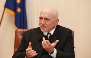 Асоциацията на българската авиация АВА скочи на новия транспортен министър
