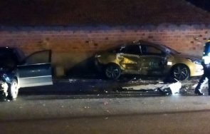 Поредна тежка катастрофа стана край Пловдив Две коли са се