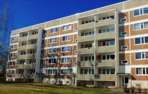 Община Тервел ще продаде жилищен блок и още 12 недвижими
