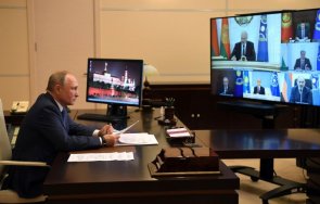 Президентът на Казахстан Касим Жомарт Токаев е поискал помощ от подкрепяния