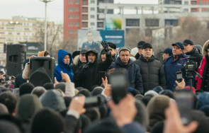 Президентът на Касим Жомарт Токаев въведе комендантски час от 23 часа
