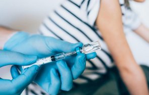 майка дете коронавирус изплака ваксинирайте