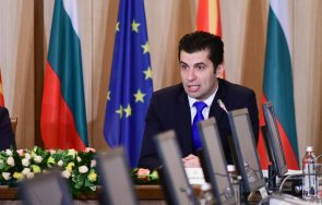 Премиер на България със спорни умения на политик Кирил Петков
