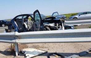 Жена загина при тежка катастрофата на магистрала Тракия днес следобед