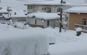 Заради обилния снеговалеж в община Ивайловград в пет села