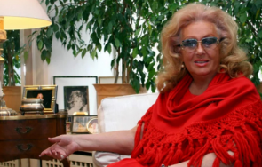 Почина колоритната певица Ахинора Куманова по известна като Нора Нова Това съобщиха