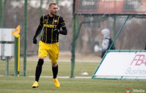 Лъчезар Балтанов се завърна в Ботев Пловдив обявиха от официалния