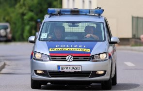 Българин превозвал петима бежанци в автомобила си бе арестуван в