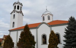 Обновиха с 380 200 лева църквата Рождество на Пресвета Богородица