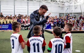Димитър Бербатов отново ще бъде специален гост на международния детски