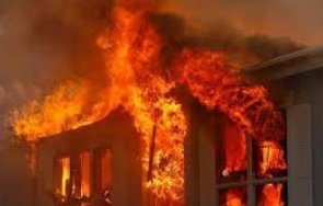 Пожар възникна в кравеферма в хасковското село Конуш Сигналът за пламъците