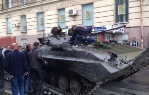 Членове на украинските специални части проведоха военно обучение за жителите