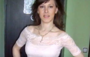 зов помощ набират средства лечение годишната деси елена