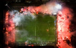 без фенове стадионите гърция август