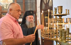 Пловдивският митрополит Николай празнува днес 15 години от интронизацията си
