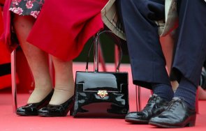 тайния език служи кралица елизабет