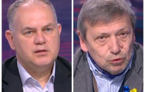 красен станчев фандъкова сложи руското посолство транспарант путин чака хага