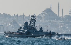 първи път турция пусна три руски военни кораба босфора