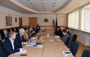 нинова среща работодатели заради войната украйна българската икономика нужда директна подкрепа кредити