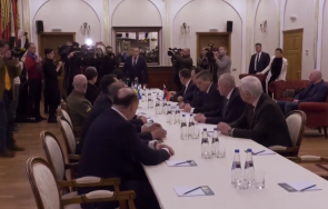 В Беларус започнаха преговори между делегациите на Русия и Украйна