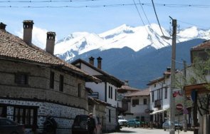 чужденци масово отказват резервациите банско