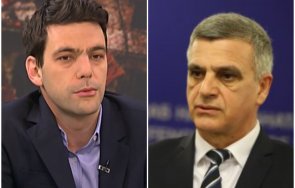 парламентарният шеф никола минчев шикалкави оставката стефан янев нас дневен ред правителството реши случващото украйна война нищо друго