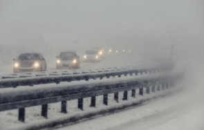 снегът блокира тракия ограничават движението камиони пазарджик софия