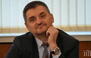 пик ретро кирил добрев студент снимка