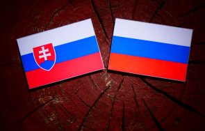 шпионски скандал словакия експулсира трима служители руското посолство