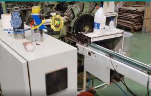 организирана престъпна група занимавала незаконно производство цигари разбита международна операция