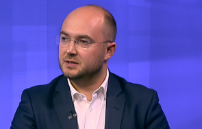 хуманитарен център помощ бежанците украйна заработи софия