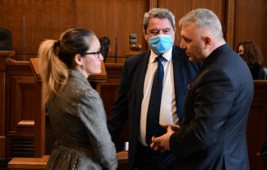 искат прекратяване делото десислава иванчева