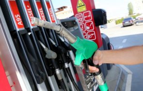 експерти прогнозират спад цените горивата стотинки