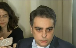 асен василев полицията върши работата закон политически репресии лица властта