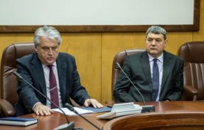 полицията тресе съученик асен василев извършил арестите рашков уведомил главния секретар мвр