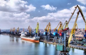 русия вдига блокадата чуждите кораби украинските пристанища