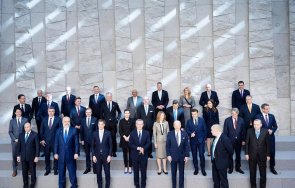 нато изпраща 900 военнослужещи българия