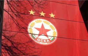 цска нападна боби михайлов вечната амбър пак иска прибира пари плаши изхвърляне елита