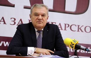 румен петков зеленски зависим наркомафията затова даде украинско гражданство брендо