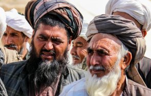 талибаните задължиха правителствените служители кабул пуснат брада