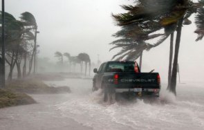 потъват вода малдивите банкок маями
