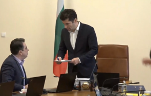 министерският съвет удължи срока получаване временна закрила