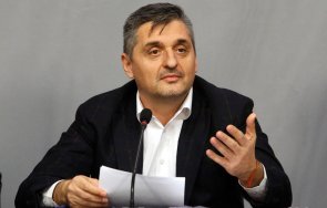 кирил добрев похвали нова диплома политолог