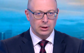 зам военният министър решението оръжие украйна вземе народното събрание