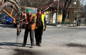 криза кърпенето дупките пловдив отлага битум