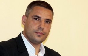 методи лалов мая манолова безполезна обществото издънка