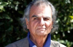 почина модният фотограф патрик демаршелие