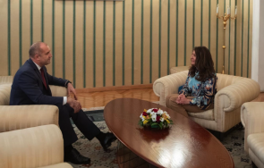 румен радев разговаря херо мустафа